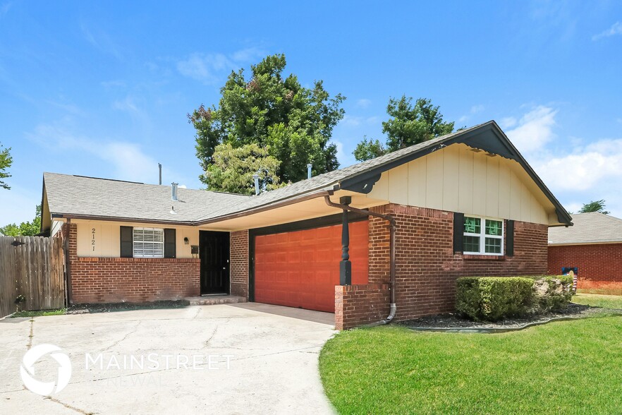 Building Photo - 2121 Connie Dr
