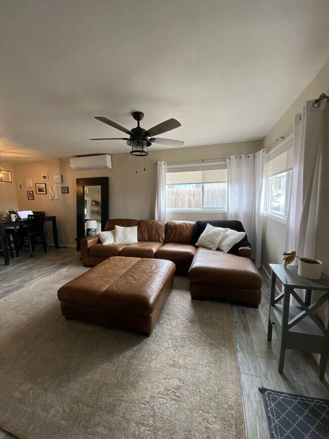 Building Photo - Gorgeous, Spacious 3 bed / 1 bath located near Encanto, San Diego!