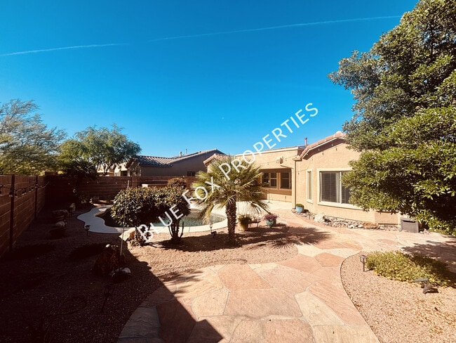 Building Photo - 11678 N Red Creek Pl