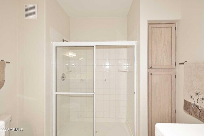 Building Photo - 15050 N Thompson Peak Pkwy