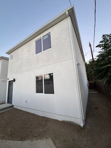 Building Photo - 8530 Penfield Ave