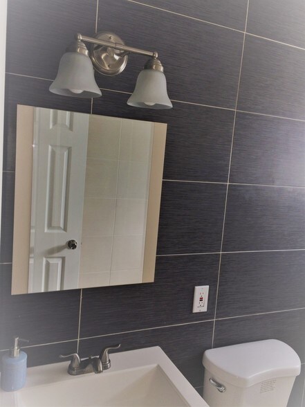 Bathroom - 1834 N 16th Ct