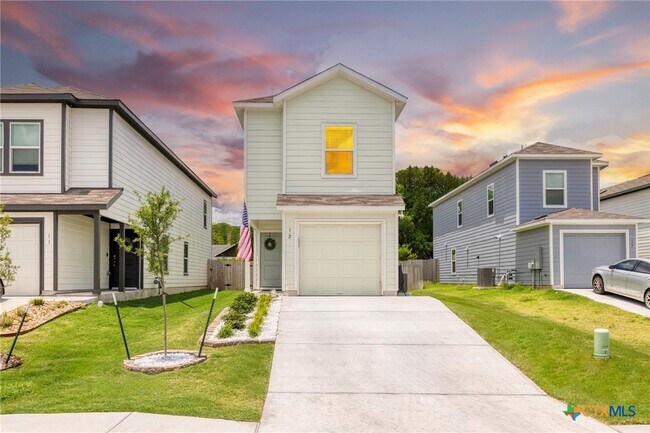 Primary Photo - 12 Trinity Cir