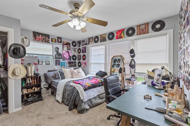 Building Photo - 4228 Winfield Ave