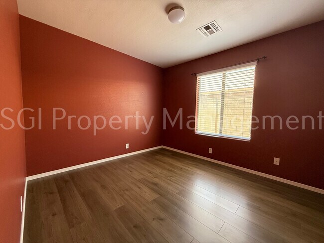 Building Photo - 9252 W Ironwood Dr