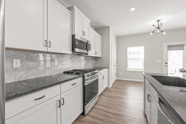 Building Photo - Beautiful 4 Bedroom Home in Gastonia