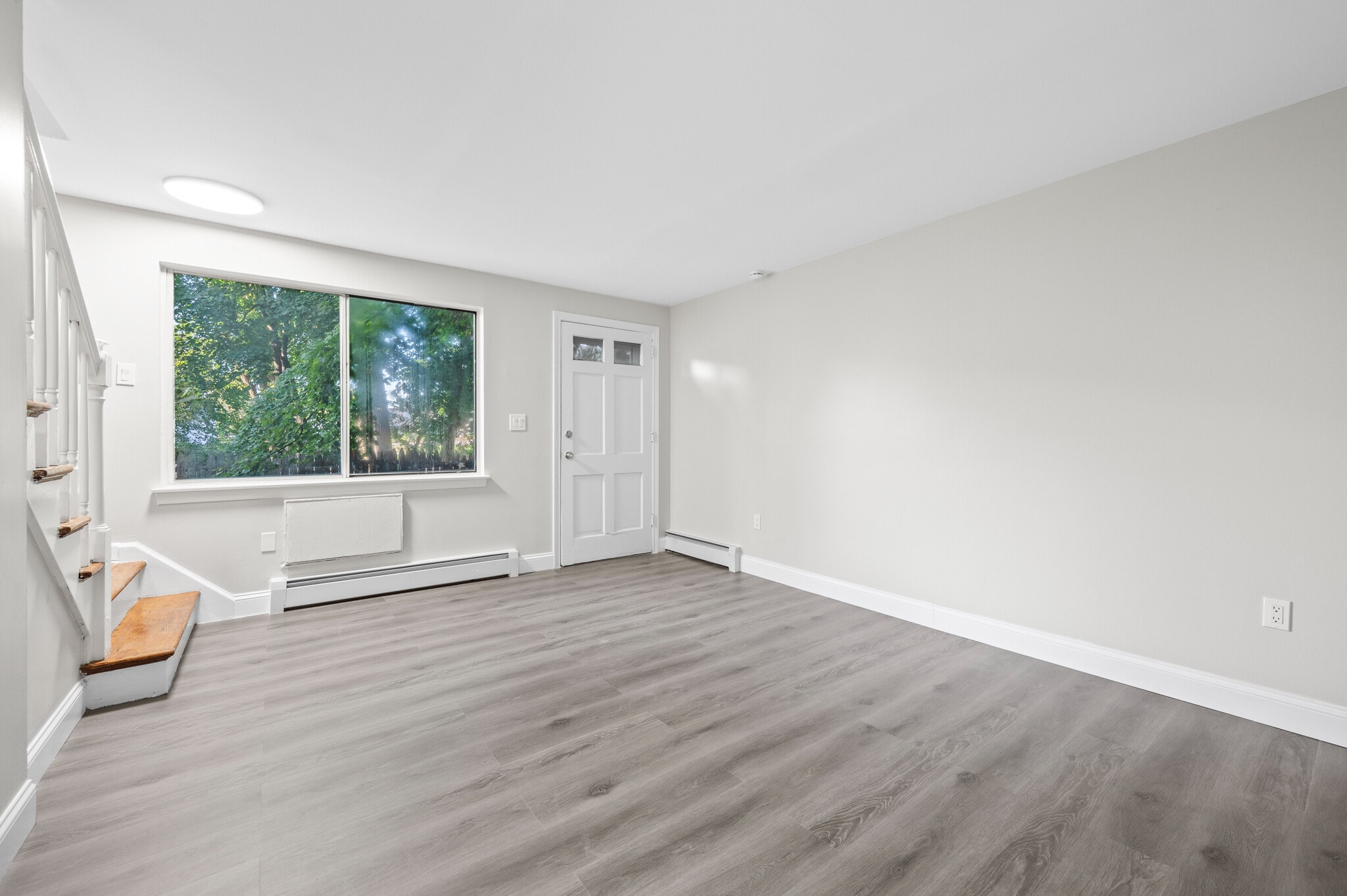 Building Photo - 60 Church St