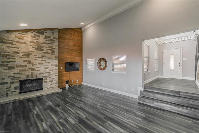 Building Photo - 3608 Hilltop Cir