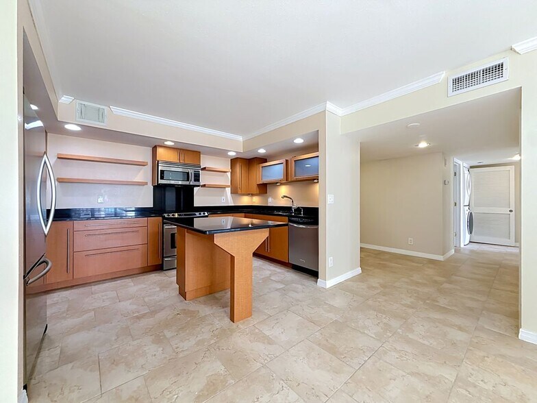 Building Photo - 1480 Gulf Blvd