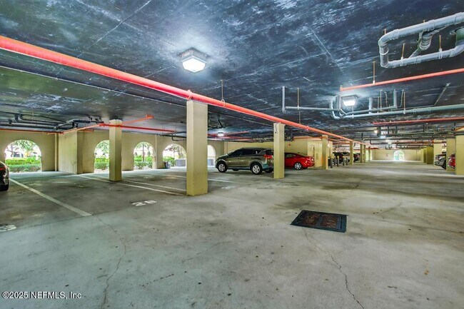 Building Photo - 4300 S Beach Pkwy