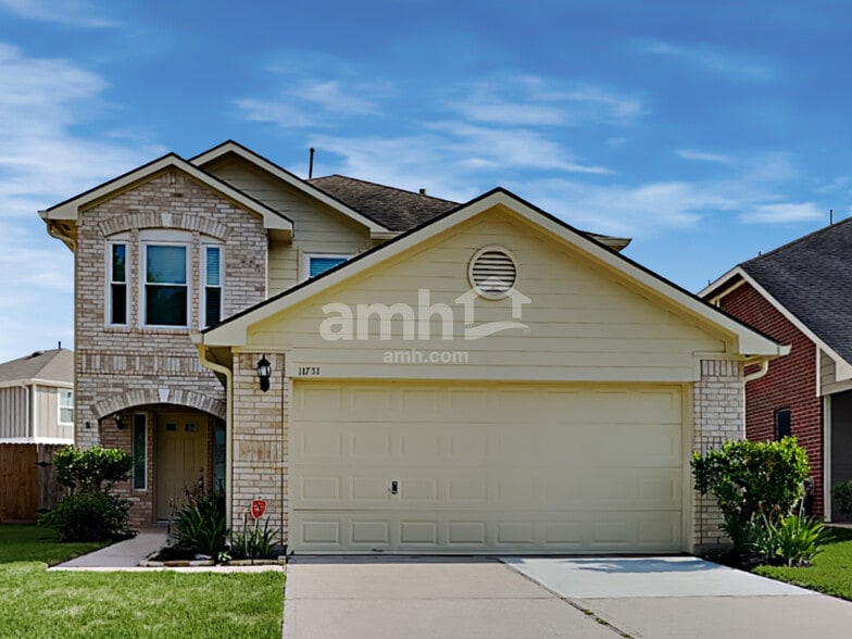 Primary Photo - 11731 Rolling Stream Dr