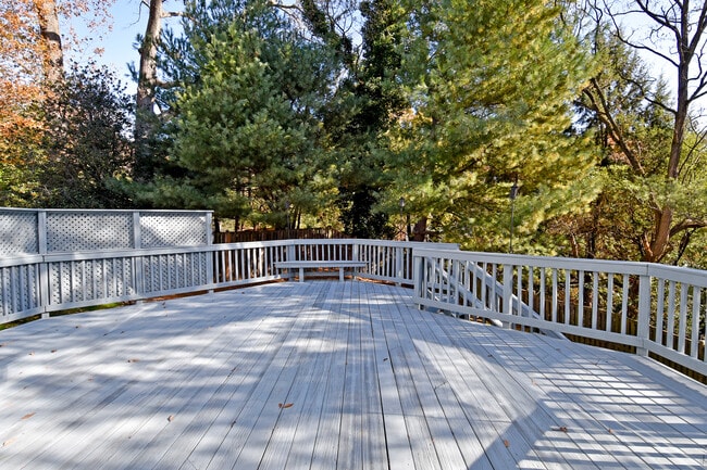 Building Photo - 6803 Woodstone Pl