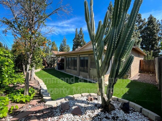 Building Photo - 1693 Sequoia Ave