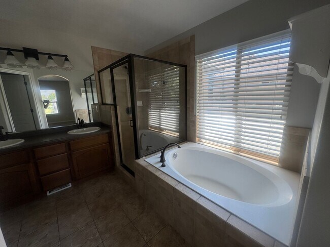Building Photo - Amazing Lehi home for rent!