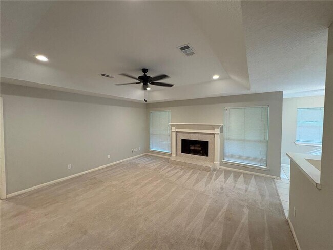 Building Photo - 12211 Longfellow Dr