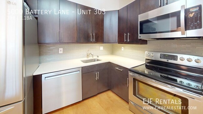 Building Photo - 5000 Battery Ln