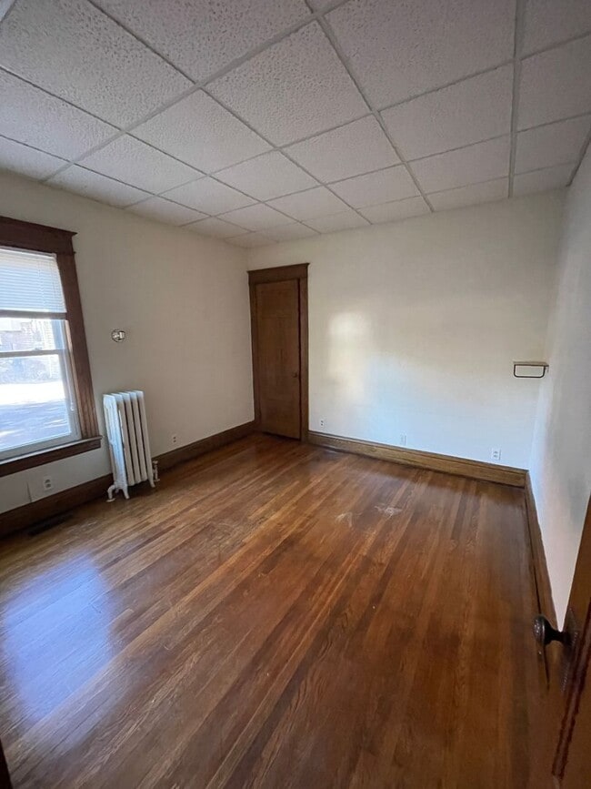 Building Photo - 176 Rosedale St