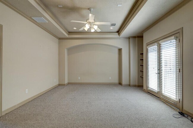 Building Photo - 5701 Kiam St