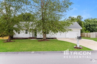 Building Photo - 5099 Marvin Dr