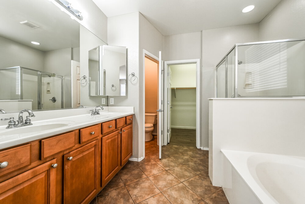 Building Photo - 12137 W Dove Wing Way