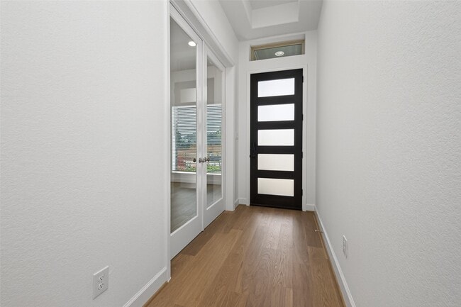 Building Photo - 122 Sierra Strm Ln