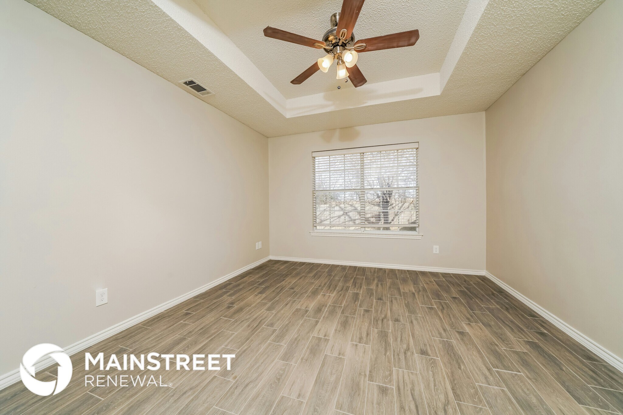 Building Photo - 922 Bayfield Dr