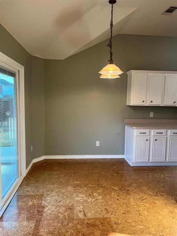 Building Photo - 612 Crystal Brook Dr