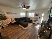 Building Photo - All Pets Welcome to this 2/1 SFH in HO'OPI...