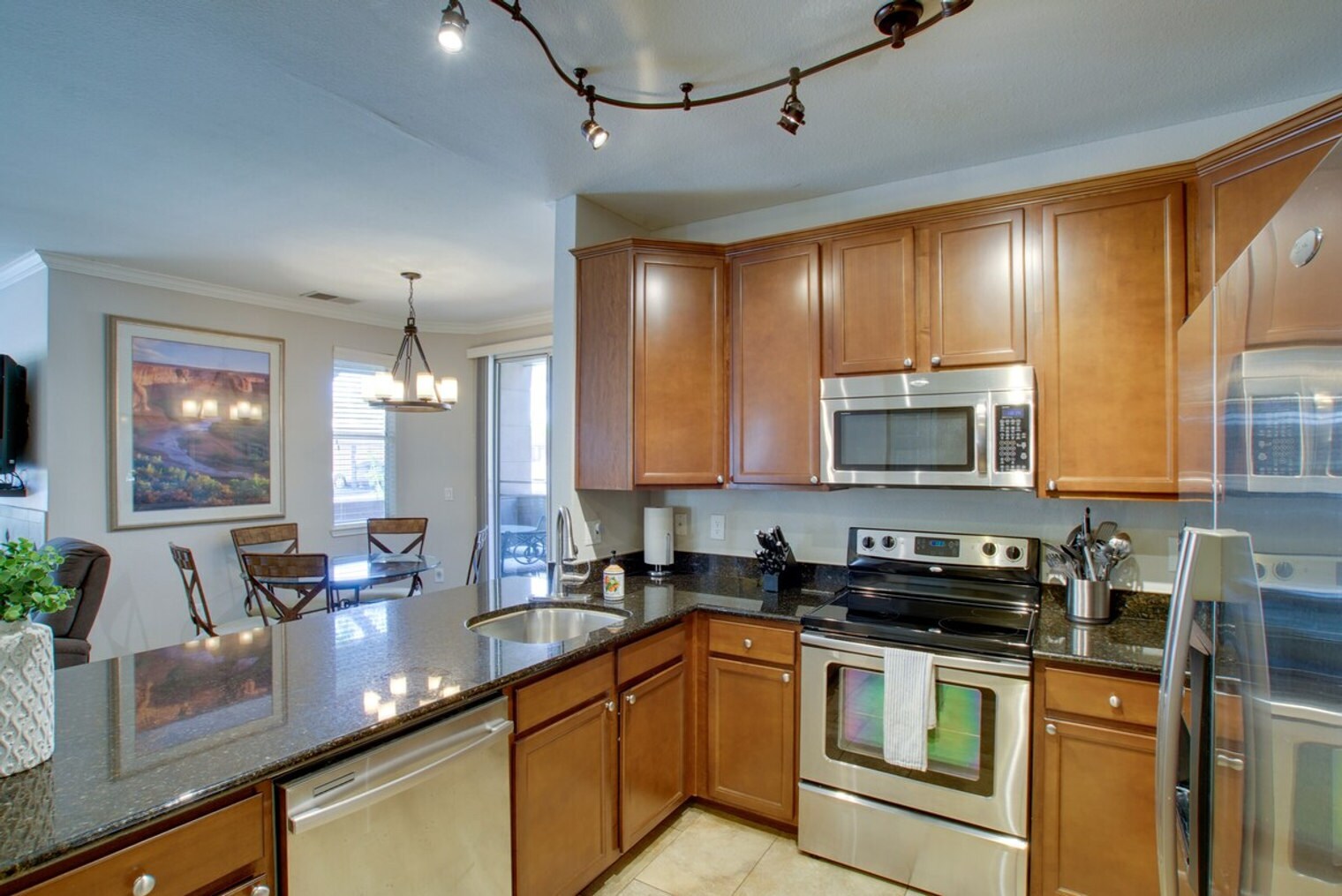 Building Photo - 7009 E Acoma Dr