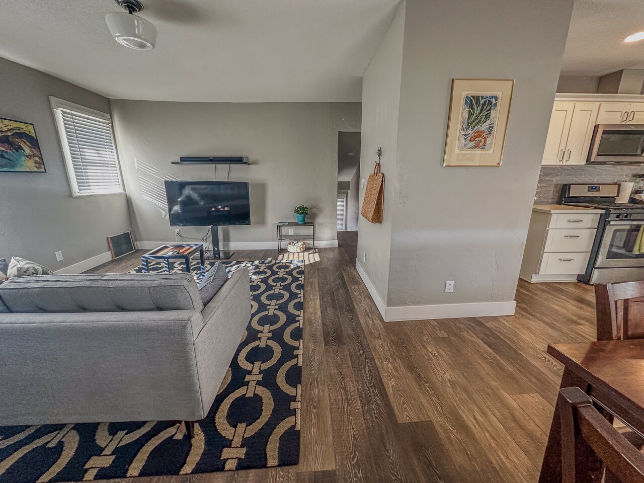 Building Photo - 5532 N Haight Ave