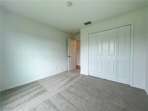 Building Photo - 2127 SW 12th Ave