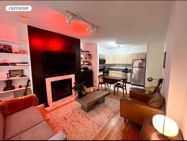 Primary Photo - 167 Greene Ave