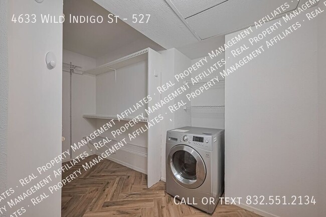 Building Photo - 4633 Wild Indigo St