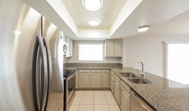 Building Photo - 16510 W Jenan Dr