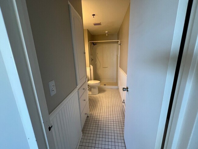 Building Photo - 376 Ocean Ave