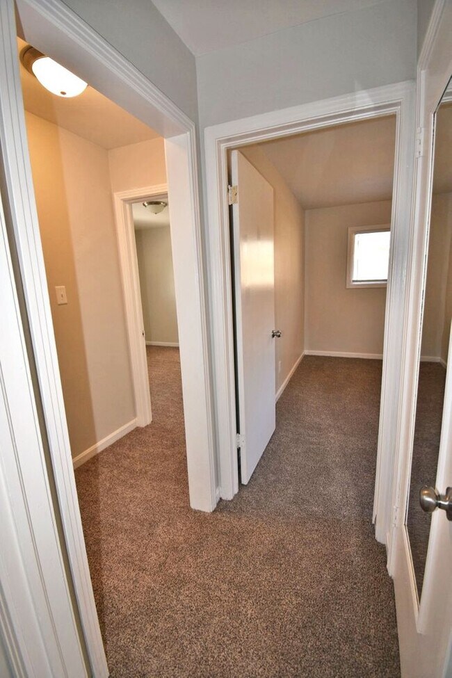 Building Photo - 3BR+bonus room home in North Murfreesboro, one level, Siegel Middle & High!