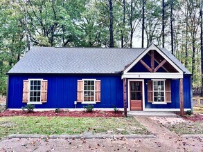 Building Photo - 3BR/2BA For Rent