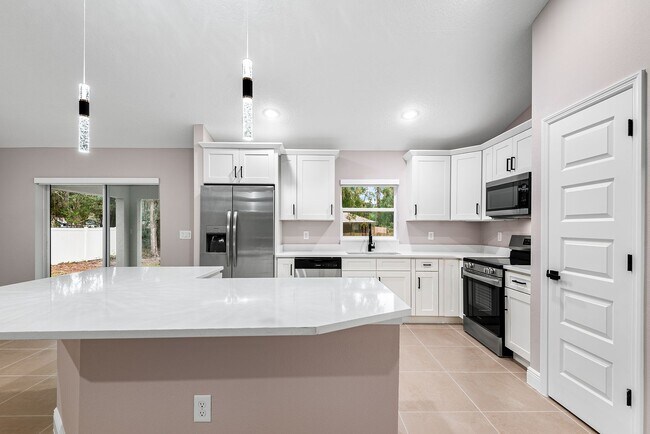 Building Photo - BRAND NEW HOME FOR RENT!