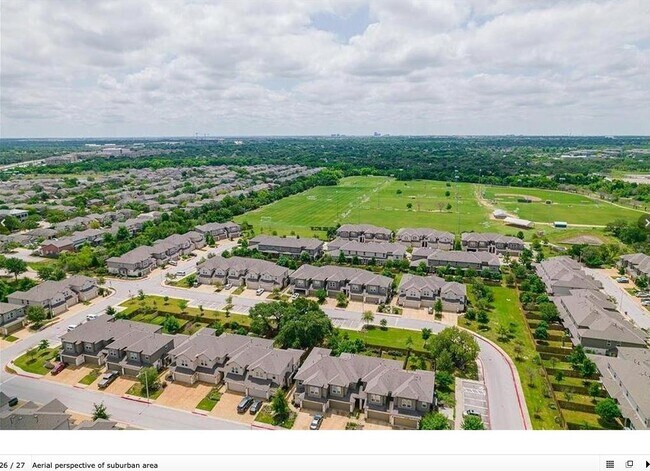 Building Photo - 13400 Briarwick Dr
