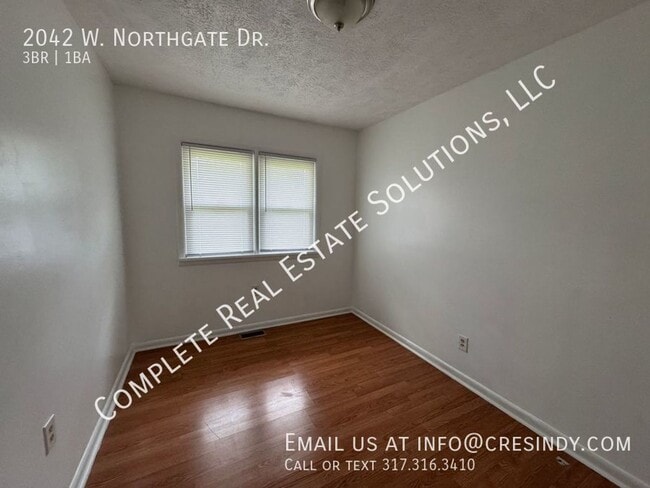 Building Photo - 2042 W Northgate Dr