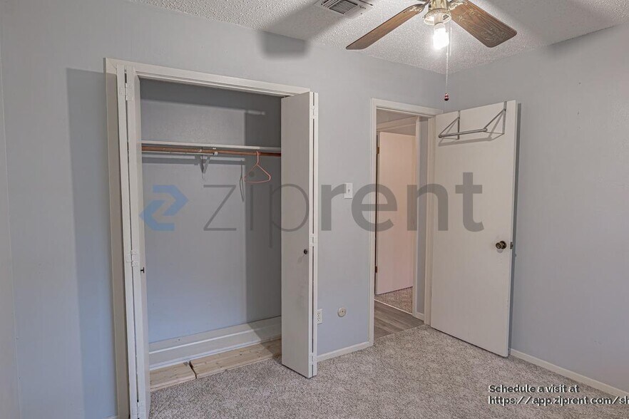 Building Photo - 1033 Princeton Pl