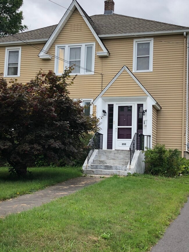 354 New Britain Rd 354 New Britain Rd Berlin CT 06037 Apartment Finder