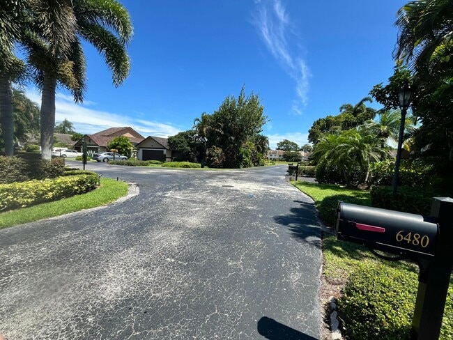 Building Photo - 6480 Contempo Ln