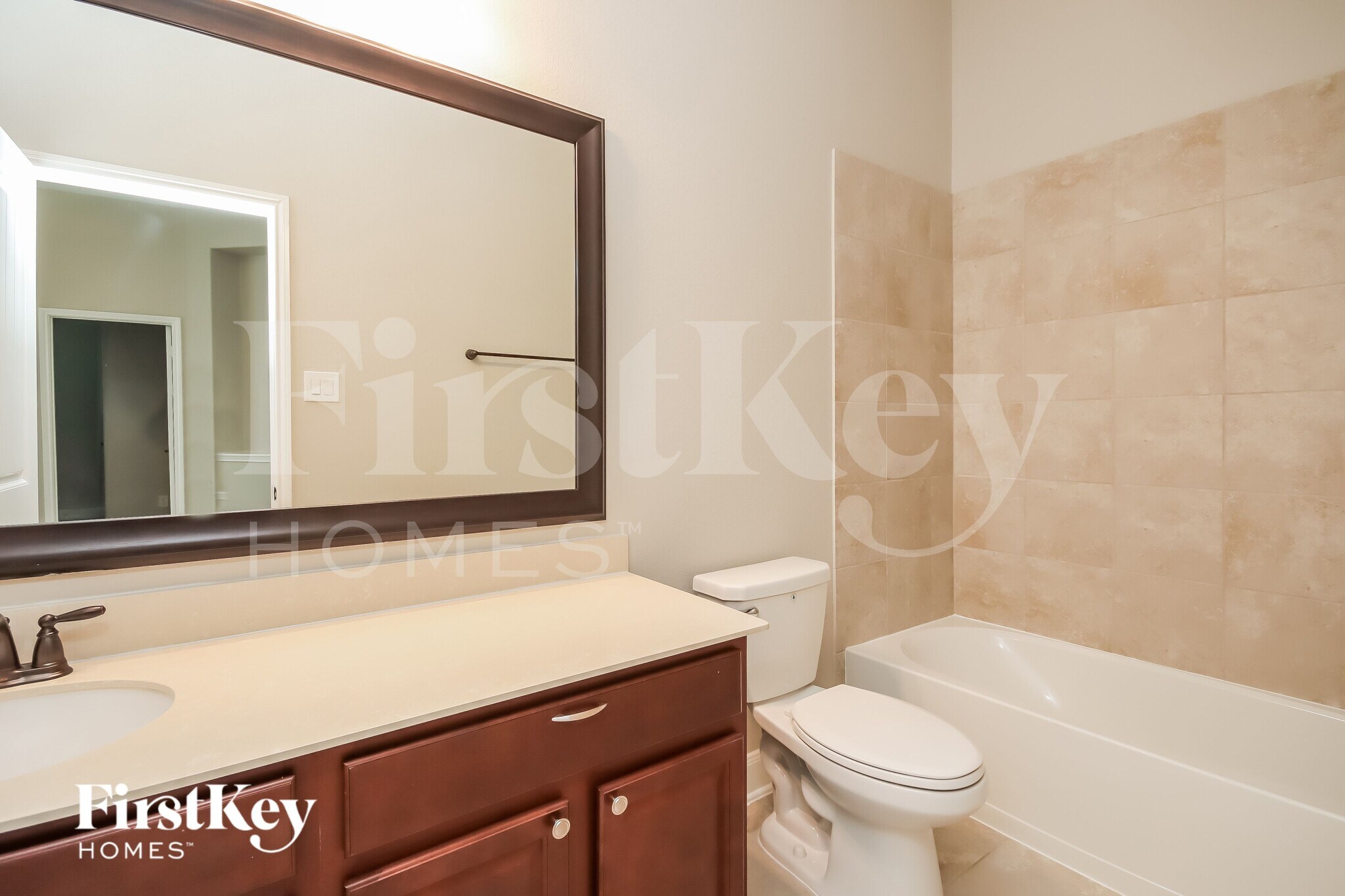 Building Photo - 8723 Jonquil Dr