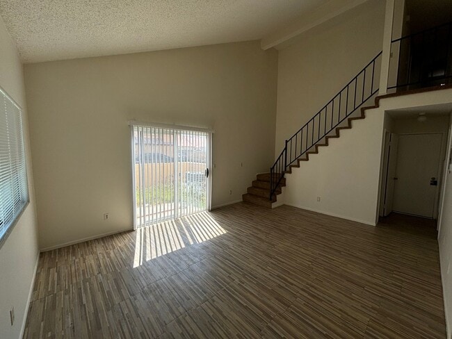 Building Photo - Modern and Spacious 3-Bedroom Townhome in Lancaster!