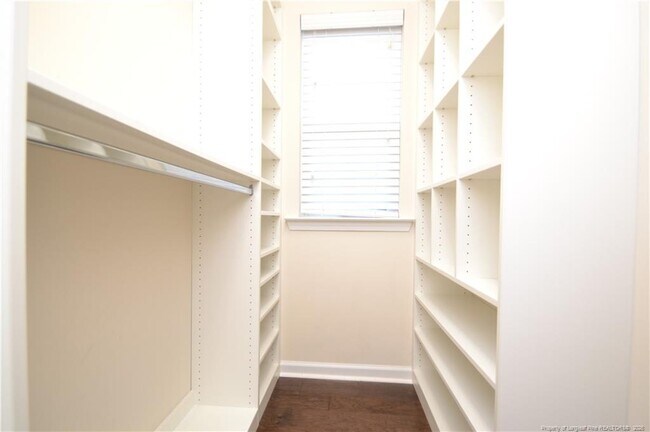 Building Photo - 1028 Laurel Twist Rd