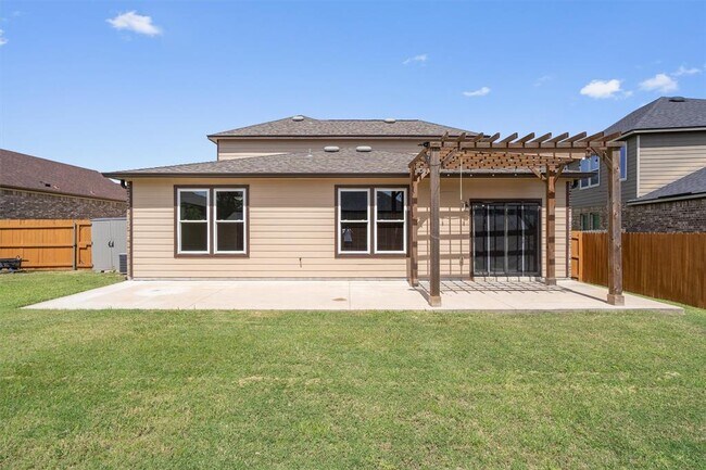 Building Photo - 18825 Star Gazer Way