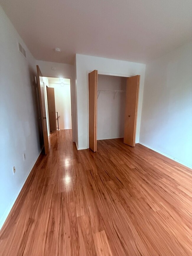 Building Photo - 3025 Forest Creek Ct