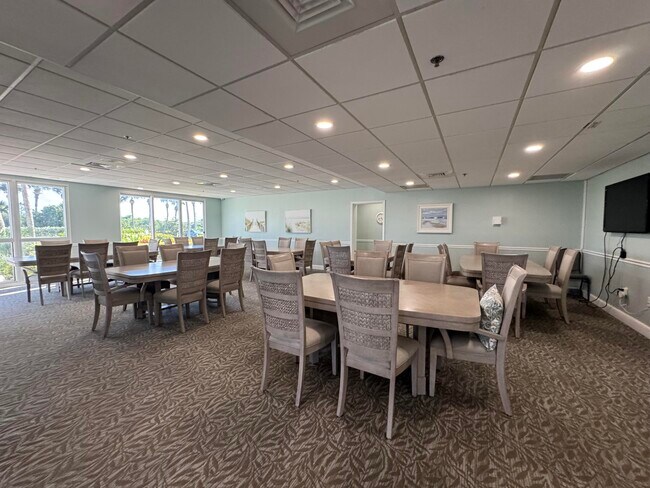 Building Photo - 2700 N Hwy A1A