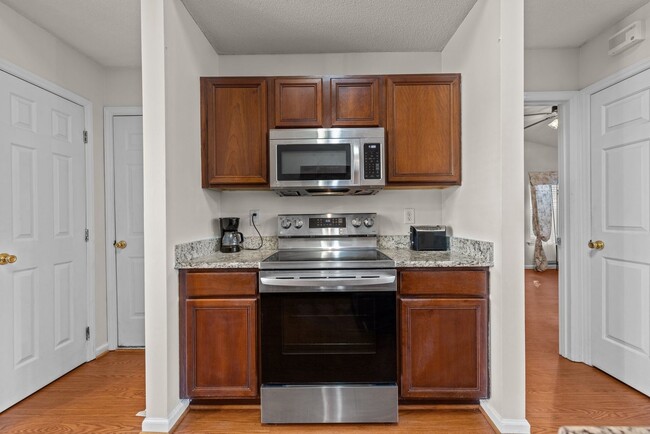Building Photo - Charming 3-Bedroom Brick Ranch in Raleigh ...